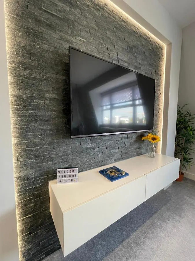 Coastline Retreats: Beachside Luxury with Jet Bath & Entertainment Bournemouth 0*,  United Kingdom
